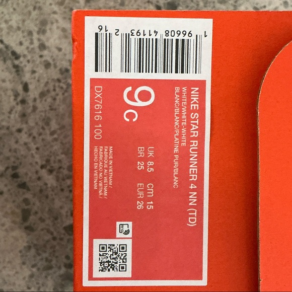 Nike Star Runner 4 (Toddler 9C) NIB - Picture 2 of 2